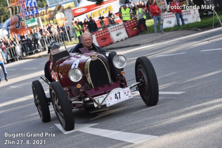 Bugatti Grand Prix Zlín 2021 objektivem Tondy Malého